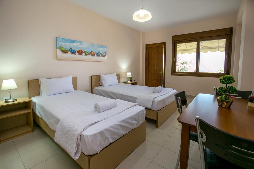 Aphrodite Villas กอยนิรา ภายนอก รูปภาพ