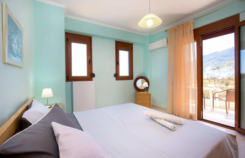 Aphrodite Villas กอยนิรา ภายนอก รูปภาพ